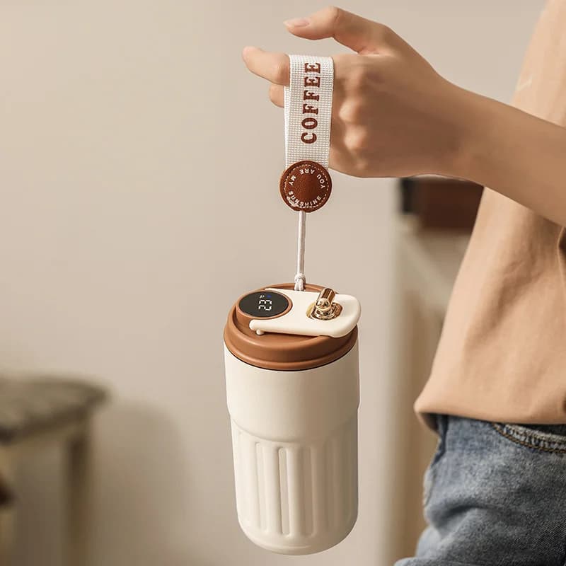 כוס תרמוס עם תצוגת טמפרטורה 450ml